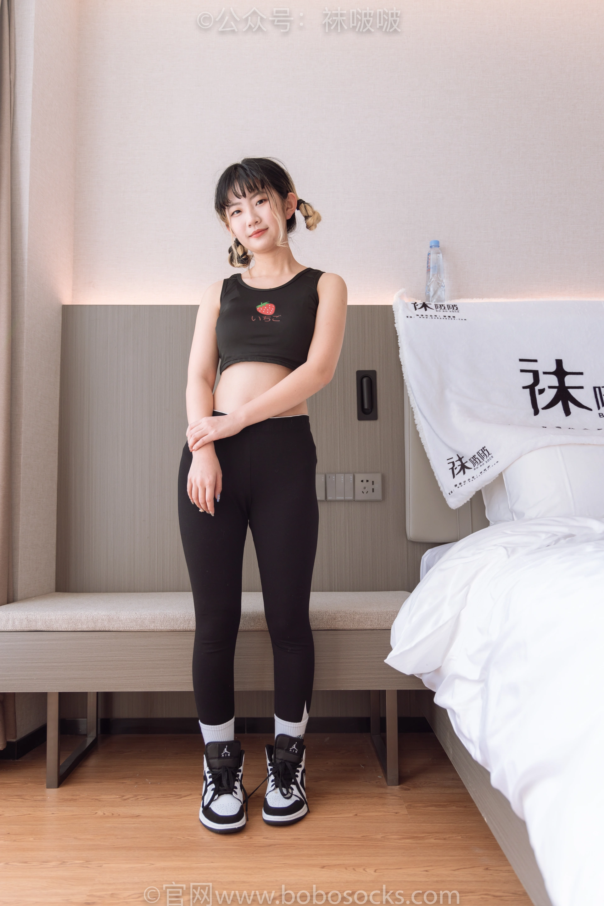 [BoBoSocks袜啵啵]NO.059 砂糖-AJ板鞋、白棉袜、裸足 2