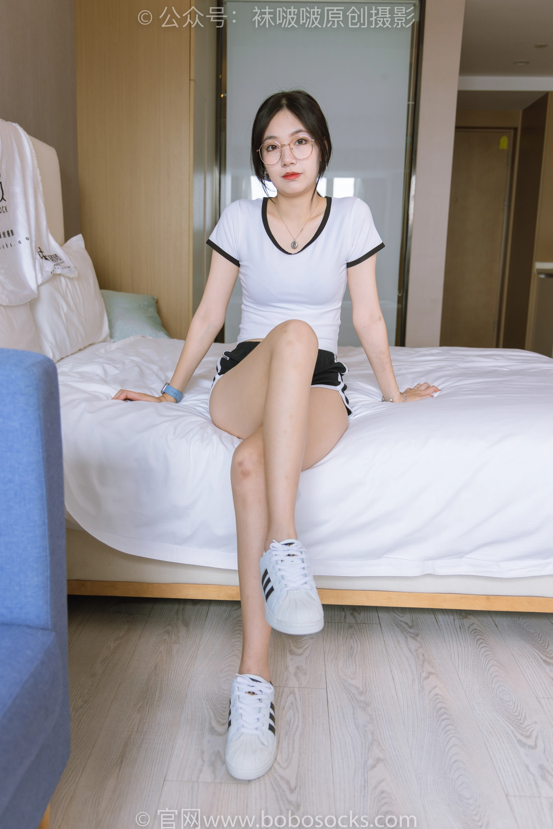 [BoBoSocks袜啵啵]NO.189 小甜豆-贝壳头板鞋、白棉袜、裸足 3